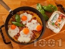 Рецепта Картофи огретен с бекон, кашкавал и яйца на тиган